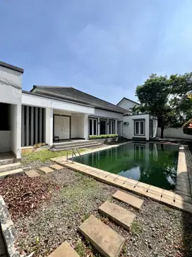 Rumah 1 lantai di Kemang, Jakarta Selatan