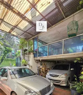 Jual Rumah Tua KEBAYORAN BARU. LT.379/LB.116. 3BR. 3Bath. Harga 28M!