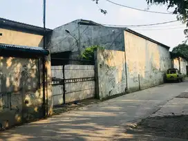 Gudang/Pabrik di Peternakan Raya - Jalan Lebar