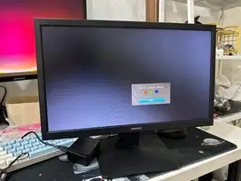 Monitor LED SAMSUNG 19 inch