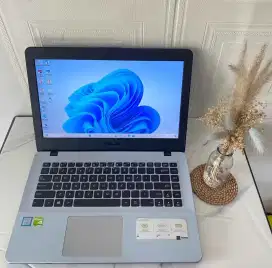 Laptop Asus X442ur - Core i7 Gen7