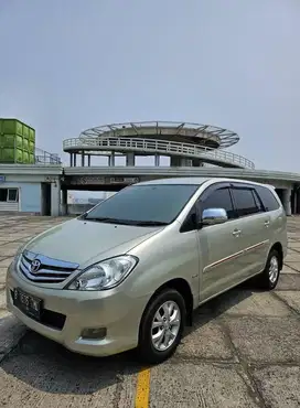 Toyota Innova G 2.0 Automatic Facelift 2010 Murah