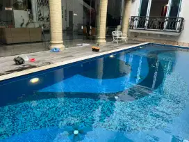 swimming pool maintenance services.