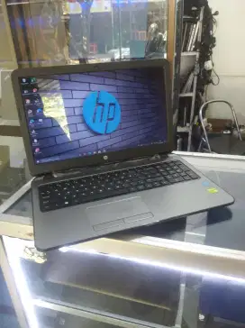 Laptop HP 15-R004NE Core i5 (15inch)NvidiaGeoforce820M