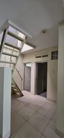 Taman holis indah Rumah Disewakan Siap Huni