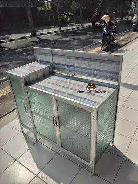 RAK PIRING KOMPOR ALUMINIUM 3 PINTU KACA BESAR/KITCHEN SET BAWAH JOGJA