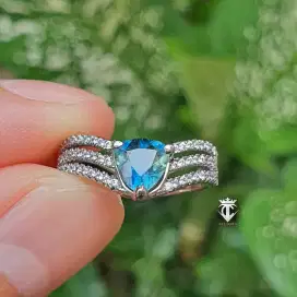 Batu Permata Natural Fancy Sapphire Madagascar 1.06 Ct MRI Lab Memo