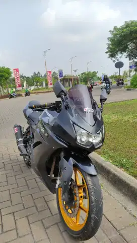 Di jual cepat kawasaki Ninja 250cc