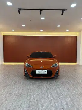 TOYOTA 86 2.0 ORANGE 2014