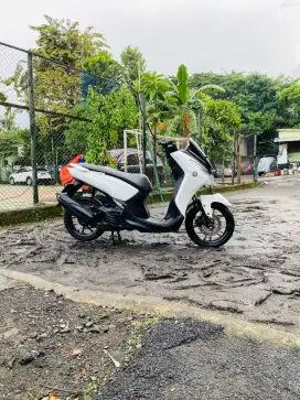 Yamaha Lexi 125cc Std Bluecore Fi Tahun 2018