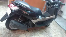 Yamaha nmax non abs tahun 2016