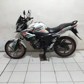 CB150R 2015 Bagus Lengkap Mesin Cakep