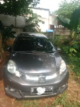 Negoooo santai Jual cepat Mobilio manual km 4.000