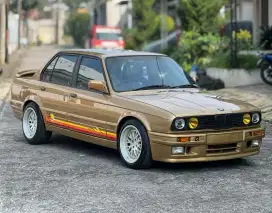 BMW E30 318i TH.1990 Istimewa Antik