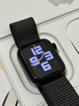 iBox Apple Watch SE Gen 2 40mm Midnight Fullset SA/A Garansi On 2025