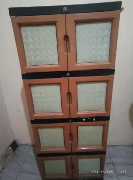 Lemari Plastik 4 Susun