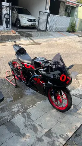 GSX-R 150 KEYLESS LOW KM MODS