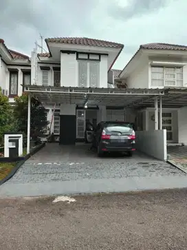 Lh. Dijual Cepat Ruamh Legenda Wisata 2 lantai Siap Huni bagus Rapih