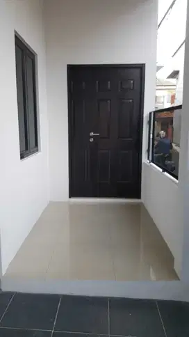 Rumah 1 Lantai Baru Renovasi di Komplek Pasar Minggu