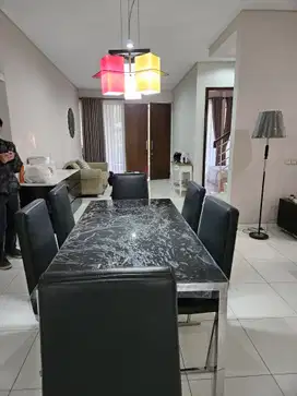 Rumah di Kota Baru Parahyangan, Mewah Modern Tatar Larangtapa