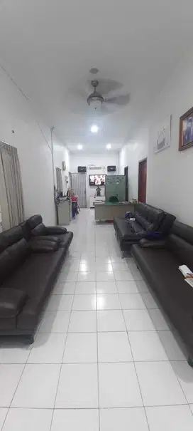 Dijual Rumah di Tanjung Duren Barat  Hadap Selatan