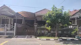Dijual Rumah Lokasi Strategis di Jl. Semarang Indah