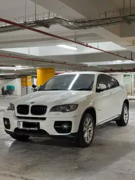 BMW X6 xDrive35i
2008