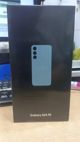 Samsung S24 fe 8/256gb, warna biru, masih dalam kotak Garansi SEIN