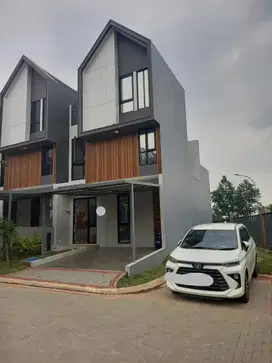 Jual Cepat Rumah Hook 3 Lantai Cluster Missisipi Kota Wisata Cibubur