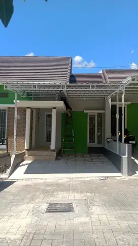 Rumah minimalis di perumahan sempu dekt umy
