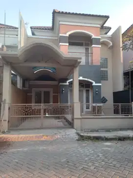 SEWA RUMAH SURABAYA - DEKAT DENGAN MASJID NASIONAL AL AKBAR SURABAYA