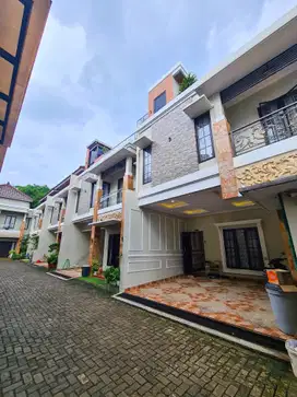 Rumah Dijual Kebagusan - Terawat, One Gate - NEGO