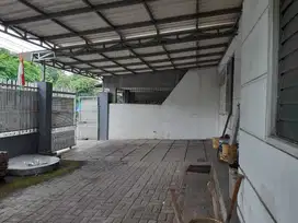 Disewakan Rumah Pucang Jajar