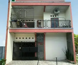 Kost aktif full penghuni di utara kampus uns jebres