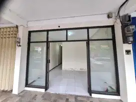 Ruko 3 Lantai Bagus HGB di Plaza Graha Famili