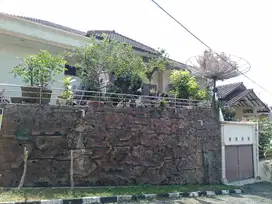 RUMAH HOOK KAWASAN ELITE DI PERUM VILLA CANDI ASRI CANDISARI SEMARANG