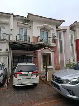 Dijual Rumah Bagus di Taman Crystal Gading Serpong 10menit ke BSD