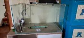 Dijual Aquarium Bekas beserta Pump dan waterfilter