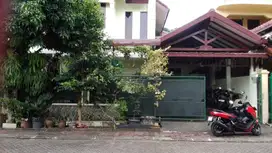 Rumah di Raffles Hills Cibubur
