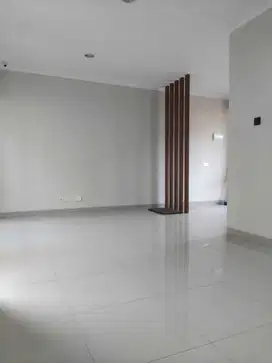 DIJUAL RUMAH BARU 2 LANTAI SIAP HUNI DI CLUSTER KOTA WISATA!