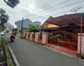 ( DEKAT UDINUS ) RUMAH DI JL SADEWA PENDRIKAN KIDUL SEMARANG TENGAH