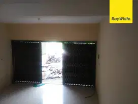 Disewakan Ruko 2,5 lantai di Jl Raya Putro Agung Wetan Surabaya