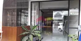 Ruang Usaha Lokasi Strategis Di Tidar, Area Parkir Luas