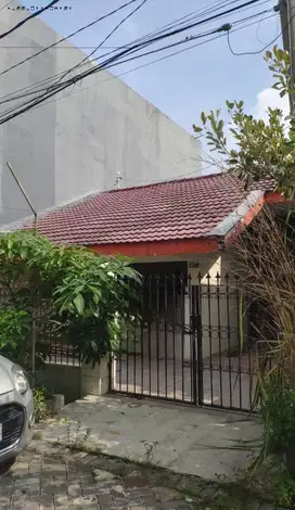 Rumah Hitung Tanah Sutorejo  emmi xmpc