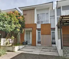 Rumah Modern 2 Lantai di Garden Ville CitraRaya