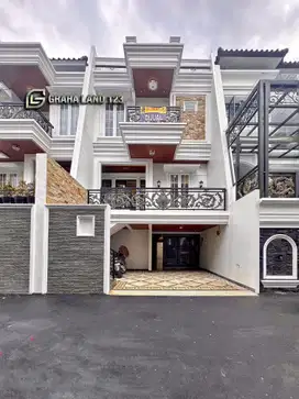 Rumah Mewah Dalam Cluster Lokasi Strategis Dekat Ragunan & Cilandak