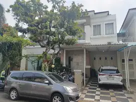 Rumah Mewah di Cluster Garnet Gading Serpong Tangerang