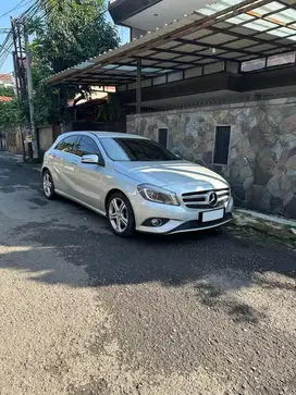 Mercedes Benz A200 1.6 W186 2013 A/T CBU Hatchback