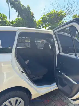 Nissan Grand livina X-Gear