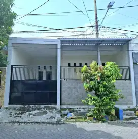 Disewakan Rumah di Karang Empat
